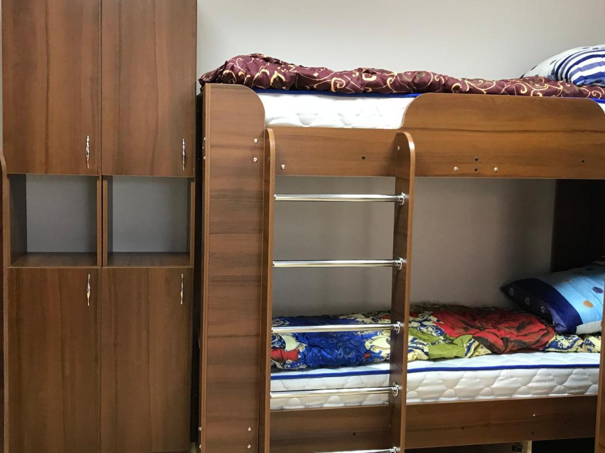 Міни-Хостел Родинного Типу Dubai Uzhhorod Exterior photo